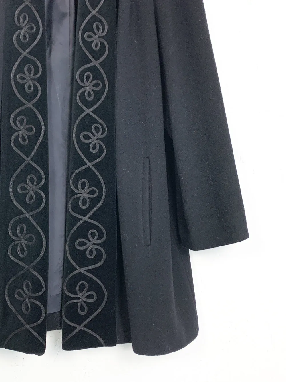 Alorna Black Wool Open Coat With Embroidered Collar