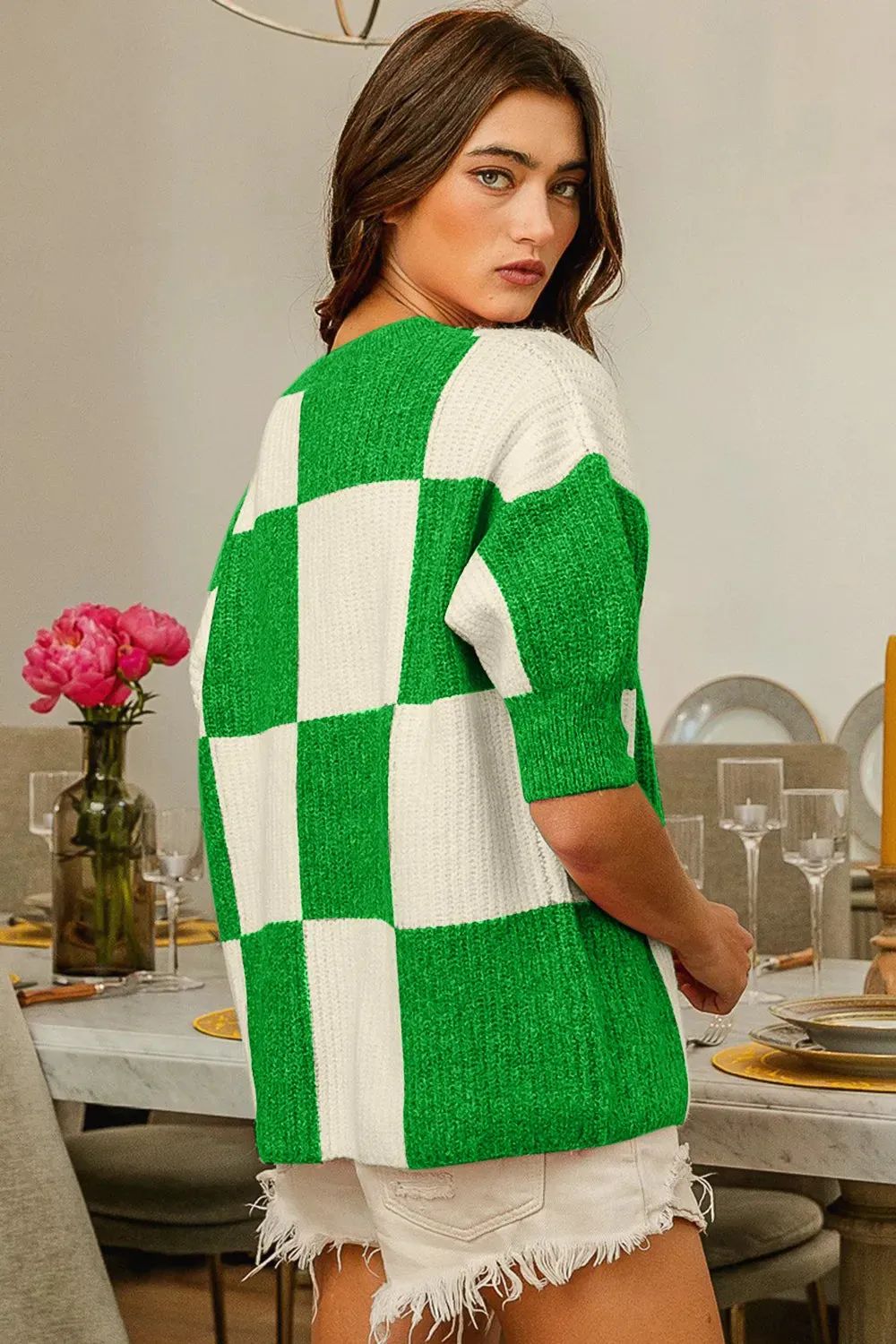 Checkered Contrast Round Neck Sweater