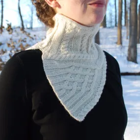 Fenestrella Cowl Knitting Pattern (PDF) by Phibersmith Designs