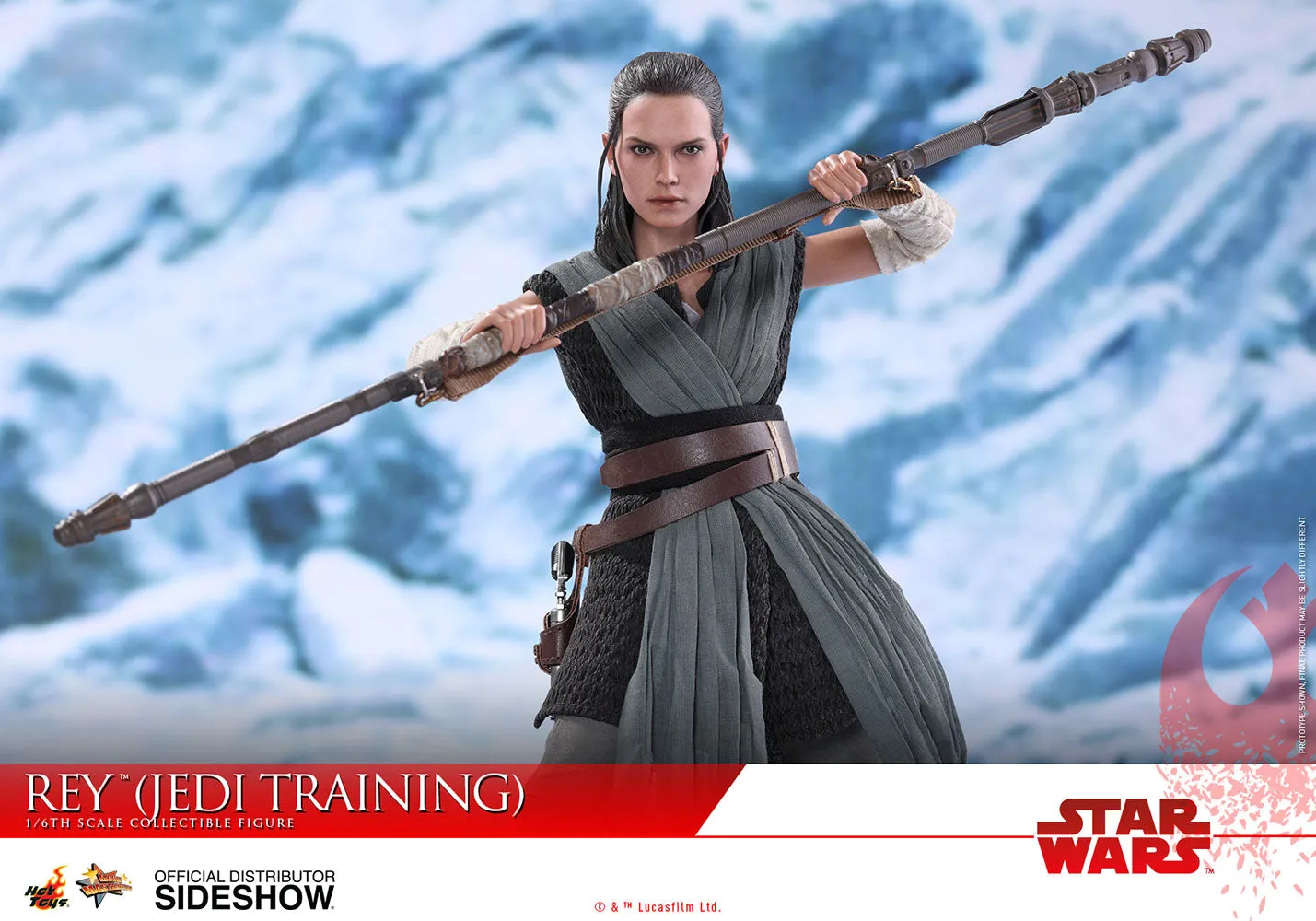 Hot Toys Rey Jedi Training Star Wars: The Last Jedi - Movie Masterpiece Series - Sixth Scale Figure