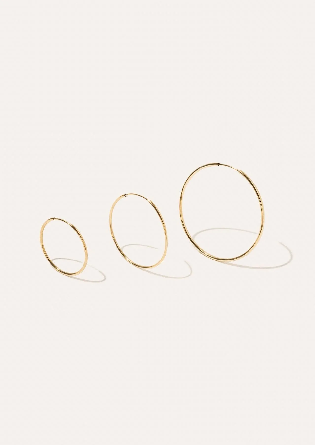 Lightweight Hoop Earrings Medium