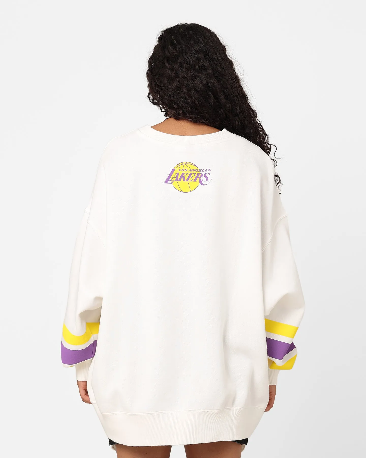 Mitchell & Ness Women's Los Angeles Lakers Hockey Vibe Crewneck Vintage White