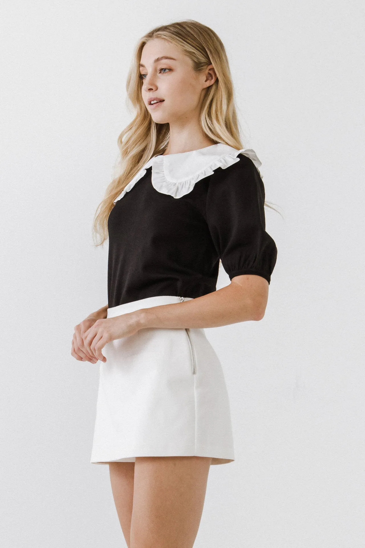 Oversized Ruffled Collar Knit Top