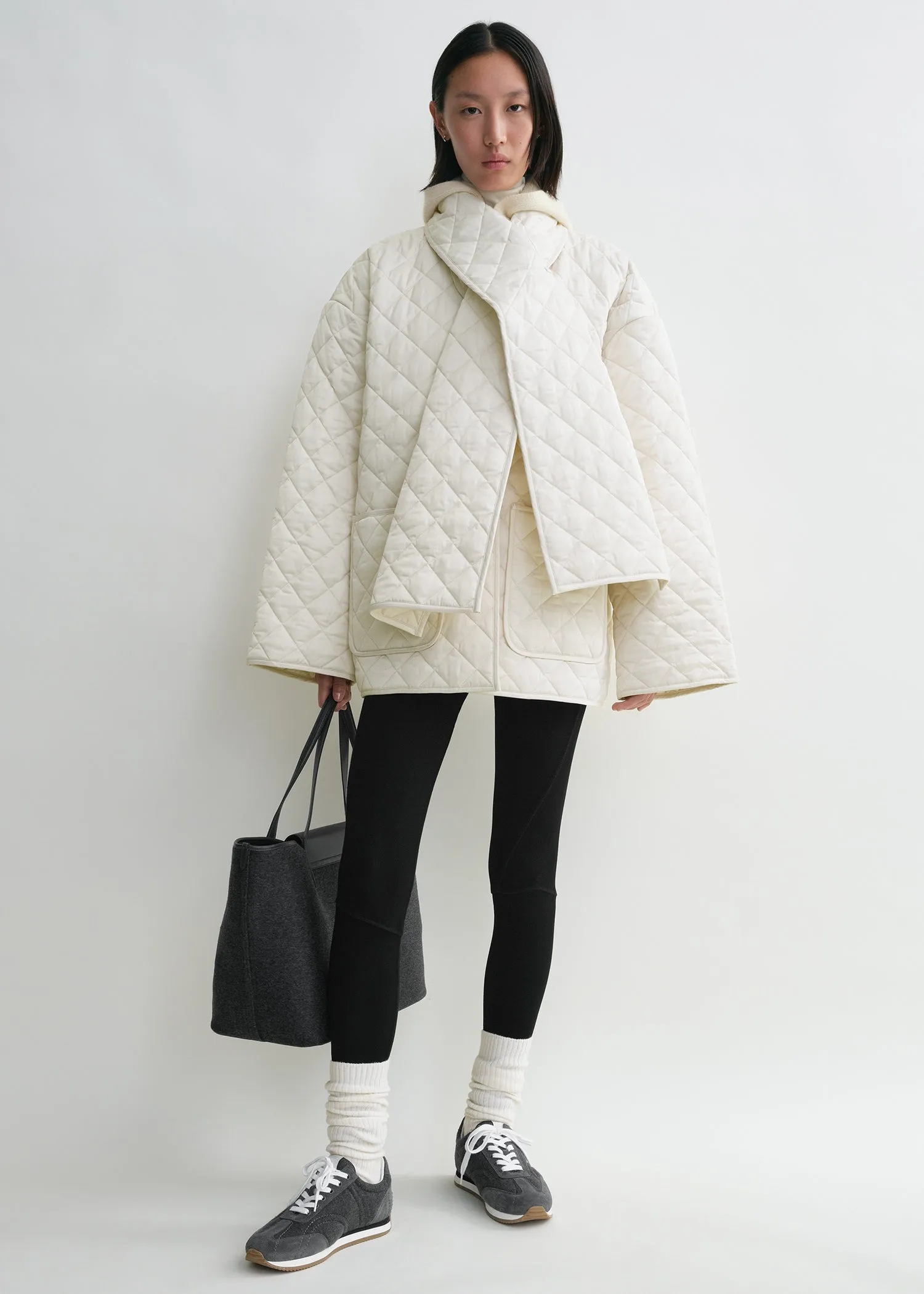 Quilted scarf jacket winter white