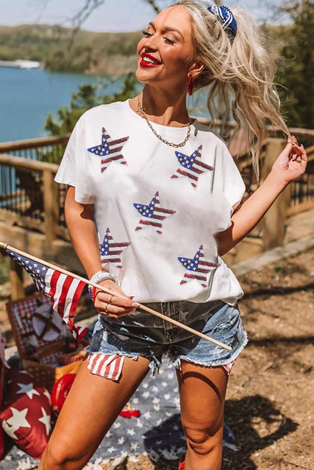 Sequin American Flag Star Graphic T-Shirt: Shine Bright Like a Star, Babe! 🇺🇸✨