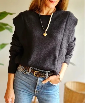 Sweater Vuelos Negro 35% de Dcto.